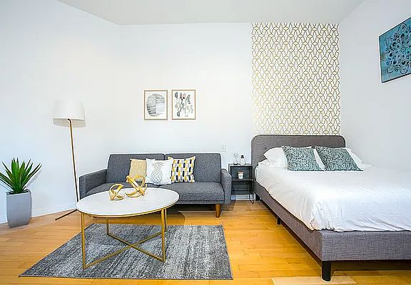 5th image of 342 W 56th St APT 6B
