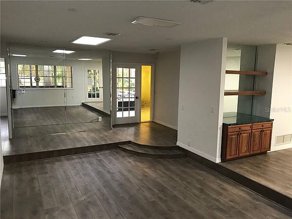 3rd image of 7029 Carlene Dr