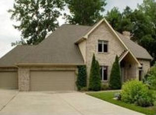 5709 Fall Creek Rd, Indianapolis, IN 46220