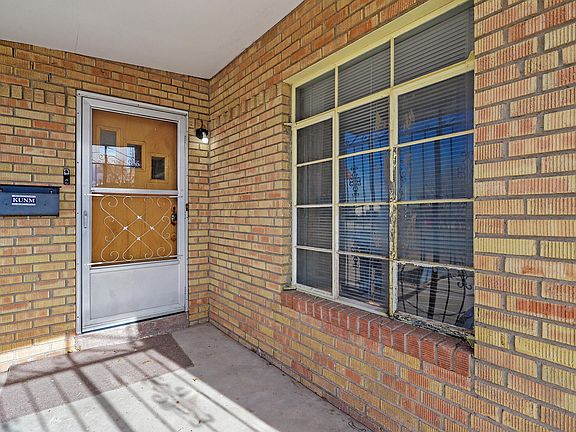 4th image of 544 Cagua Dr SE