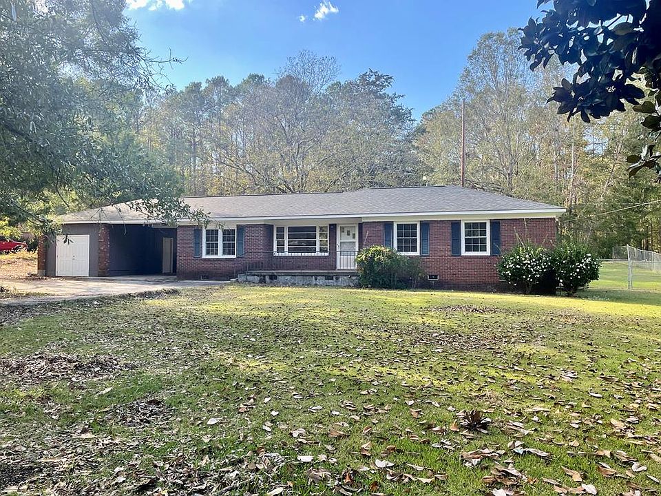 1st image of 113 Woodland Way