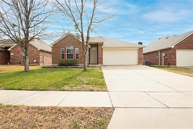 1st image of 898 Bowie Dr