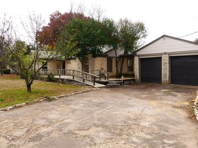206 E Colonial Dr, Lancaster, TX, 75134