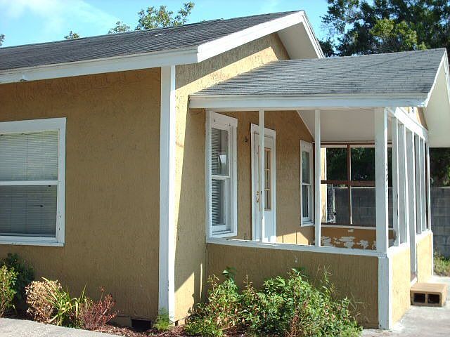1st image of 2882 Sanford Ave