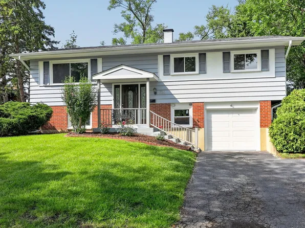 730 Hillcrest Blvd, Hoffman Estates, IL 60169