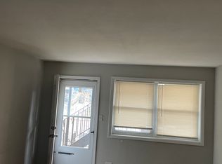 1340 W Pratt Blvd, Chicago, IL 60626