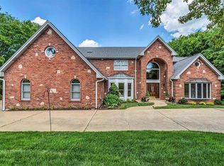 12507 W Watson Rd, Saint Louis, MO 63127