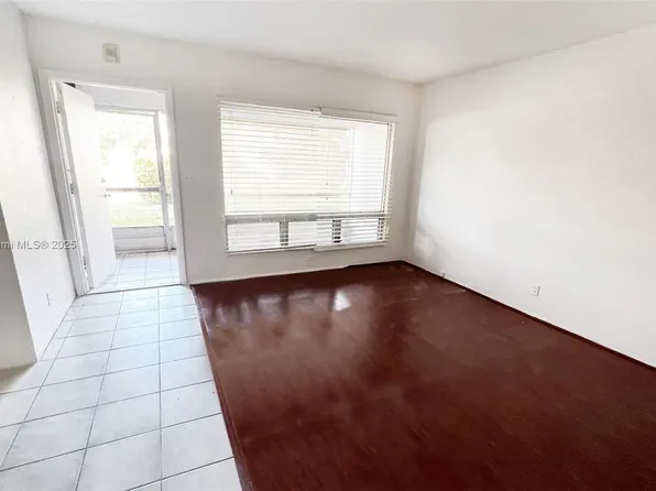 1701 NW 46th Ave #109, Lauderhill, FL 33313