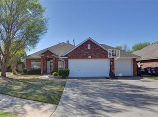 2104 SW 125th Pl, Oklahoma City, OK 73170