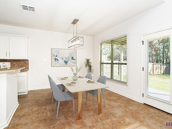 4th image of 14154 Martinique Dr
