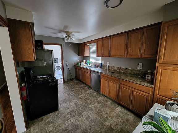 3rd image of 4711 Mayfair St
