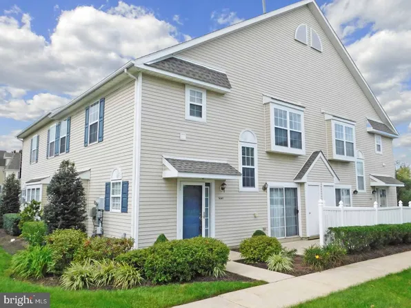 1441 Margaret Ct #104, Jamison, PA 18929