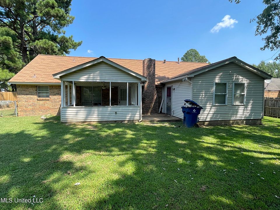 1st image of 3725 Bryn Mawr Dr
