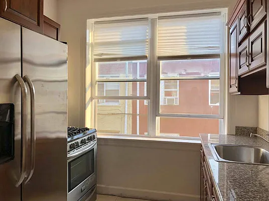 Rented by Astoria Realty | media 11