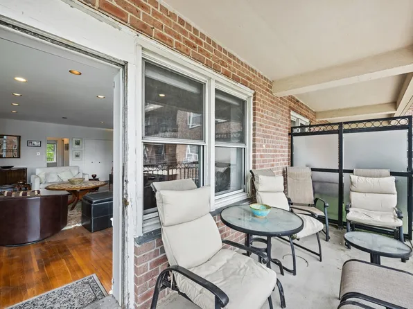 162-41 Powells Cove Boulevard image 22 of 35