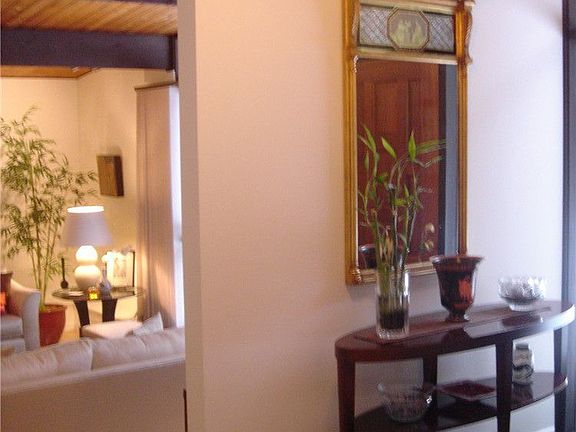 Front Hall (2)