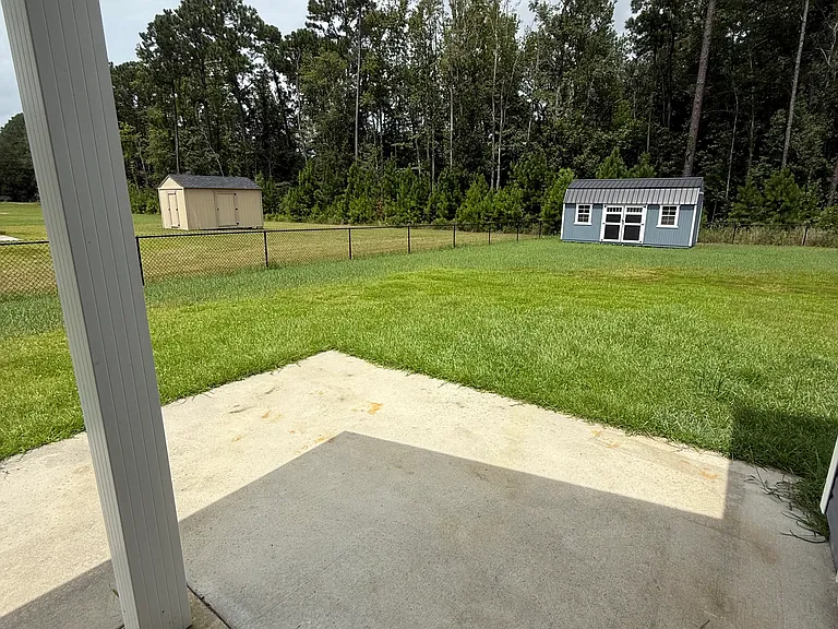 5572 Fern Ridge Rd — Photo 10