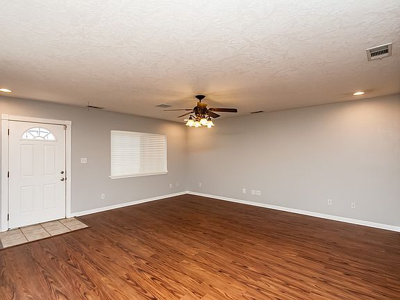 4th image of 3449 E Carol Ave