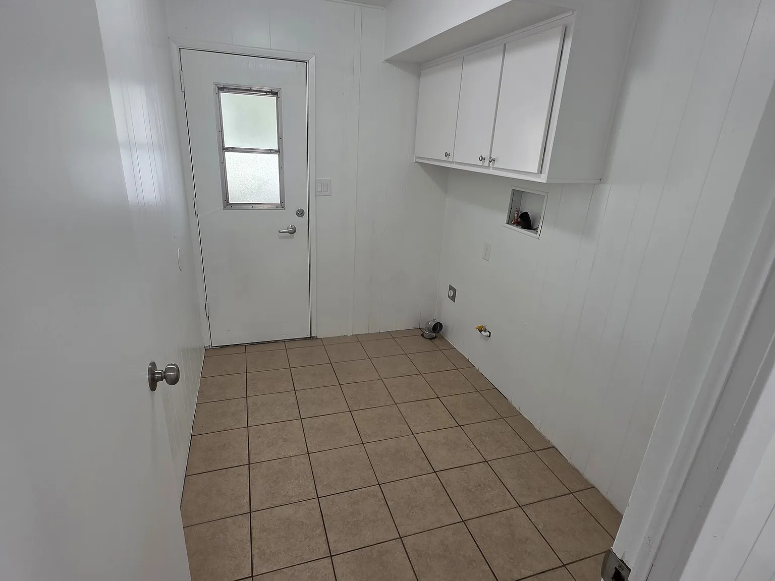 3 bed, 1462 sqft, $2,700 — Photo 4