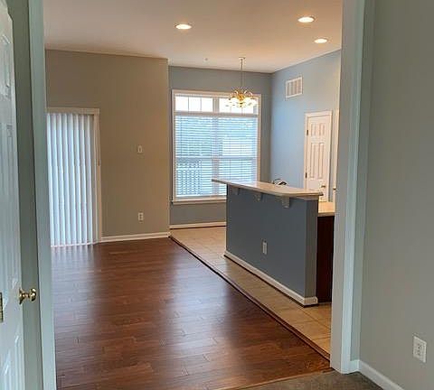 4th image of 4827 Dashiell Pl