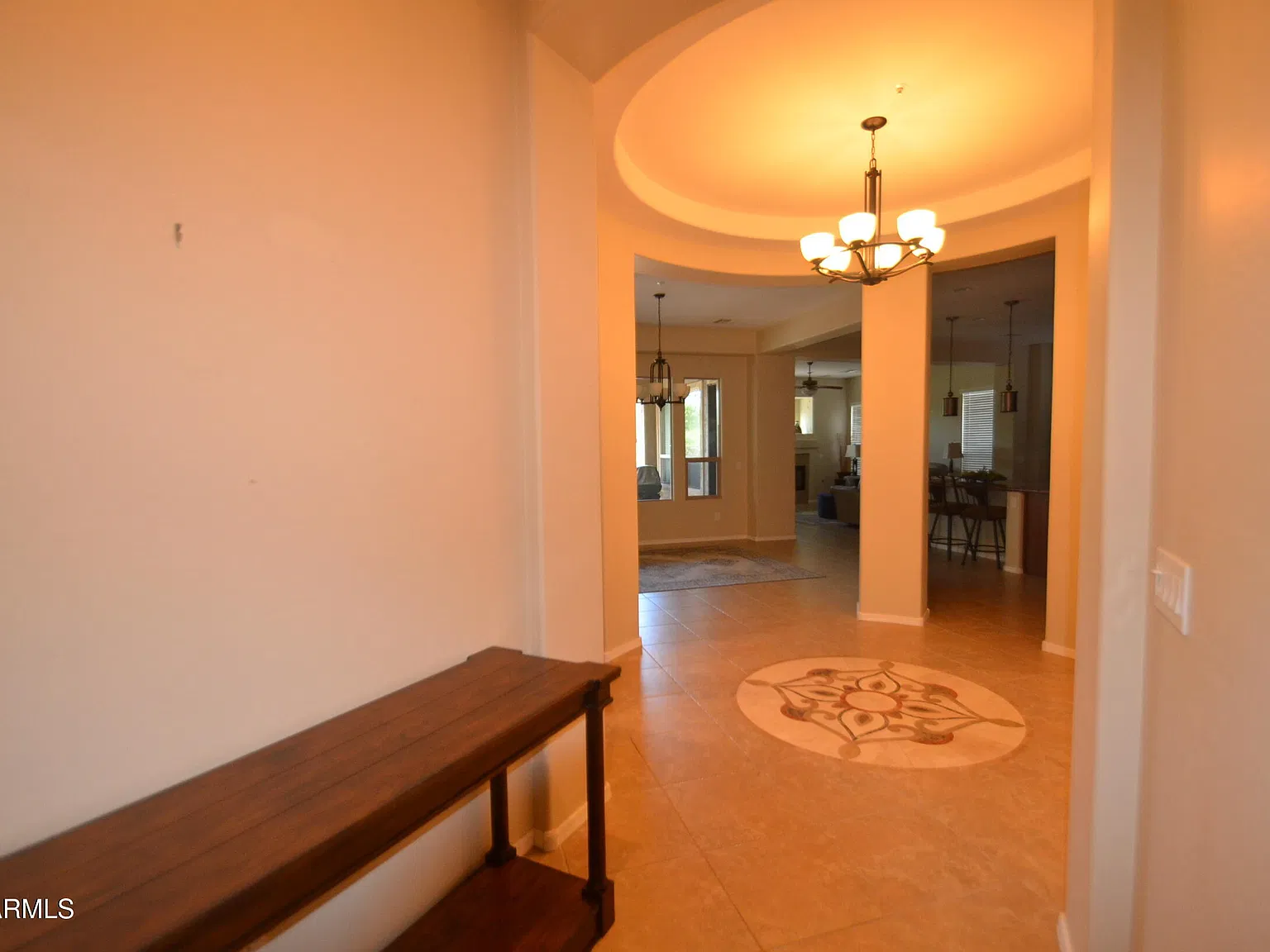 3 bed, 3.0 bath, 2111 sqft, $2,500 — Photo 3