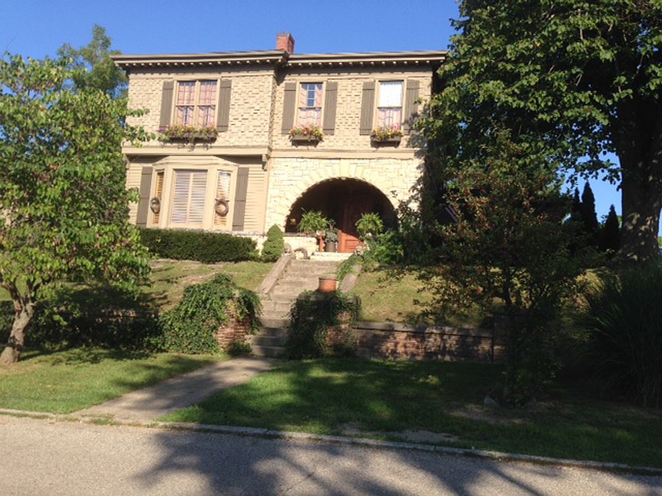 1st image of 503 East 1st Street
