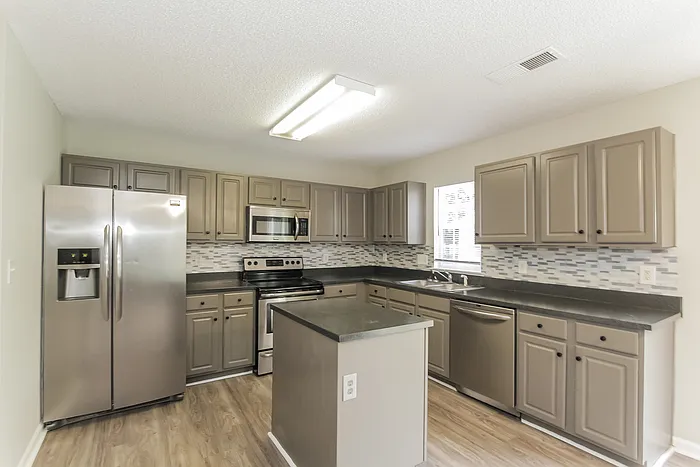 2549 Lassen Bay Pl — Photo 5