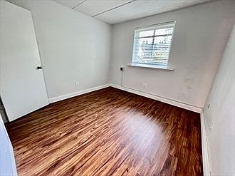 4th image of 300 Commercial St APT 14