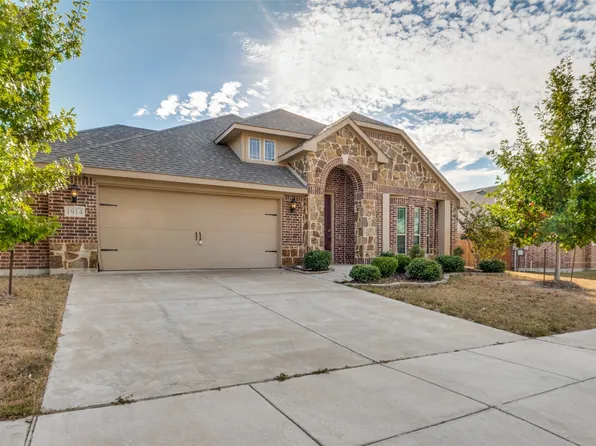 1914 Maplewood Dr, Glenn Heights, TX 75154