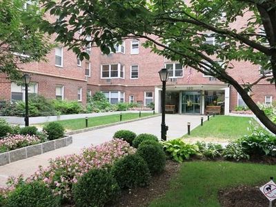 120 E Hartsdale Ave APT 2Q, Hartsdale, NY, 10530