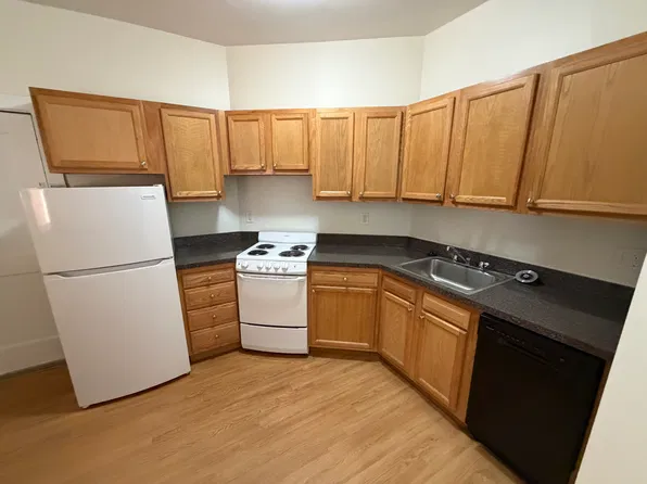 (undisclosed Address), Brookline, MA 02446