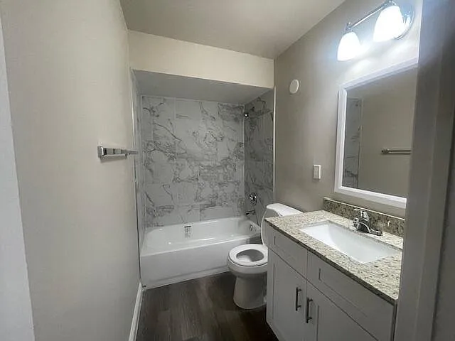 4383 Windsor Ave #2 — Photo 8