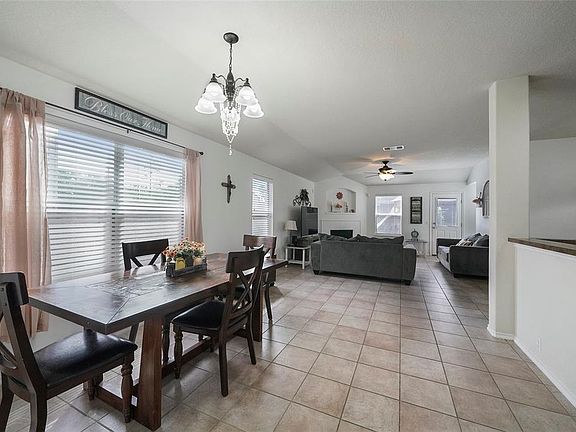 3rd image of 4518 Woodspring Glen Ln