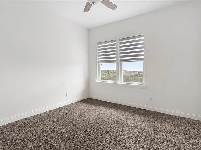 2703 Morning Light Ct — Photo 43