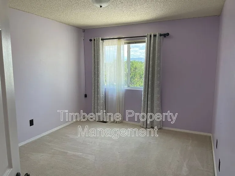 8322 Radcliff Dr — Photo 18