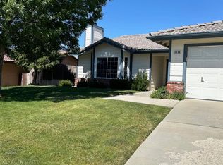 1174 Hickory Ave, Tehachapi, CA 93561