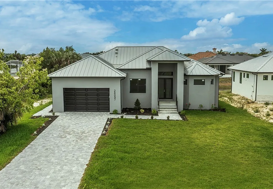 24097 Peppercorn Rd