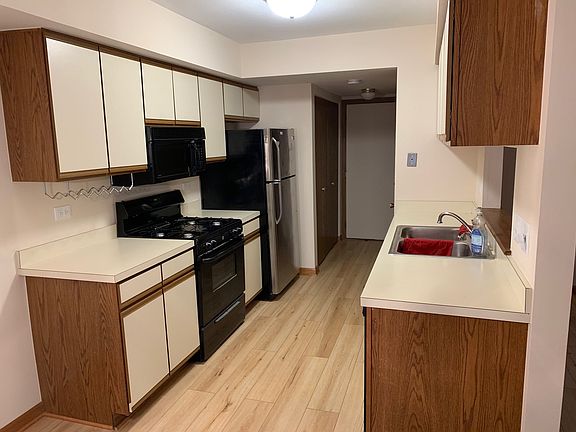 3rd image of 14761 Le Claire Ave