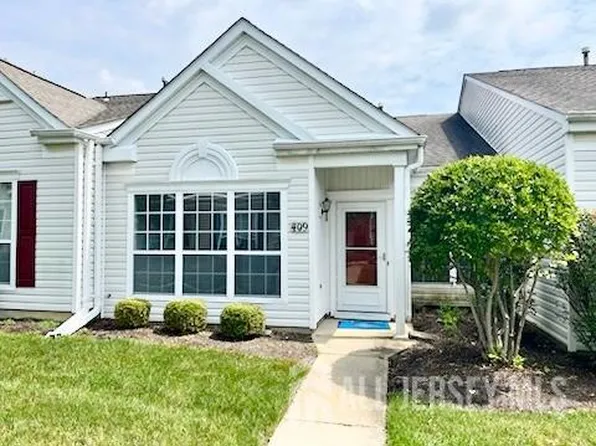 409 Harrier Dr, Monroe Township, NJ 08831