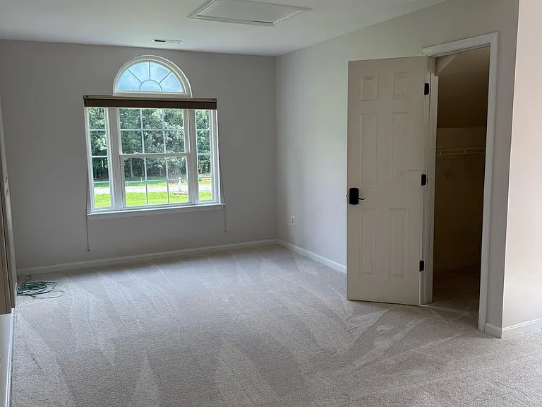 23063 Pembrook Dr — Photo 30