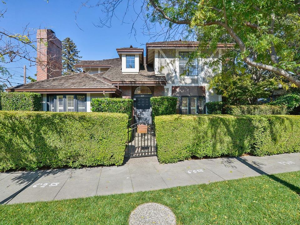 1st image of 824 Greenwood Ave