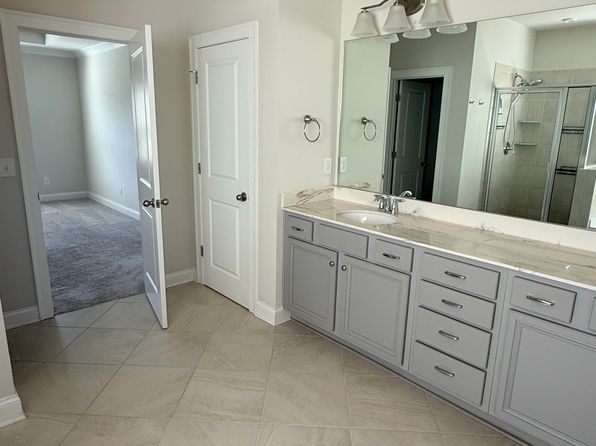 3685 Summerpoint Xing