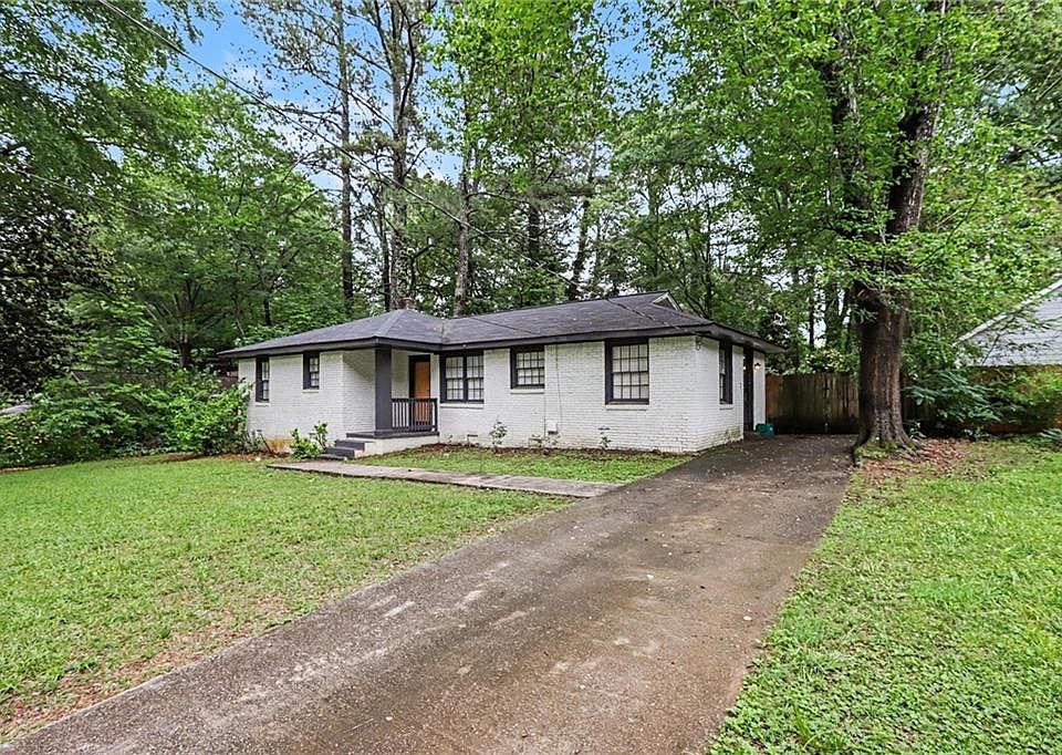 1st image of 3743 Poplar Dr