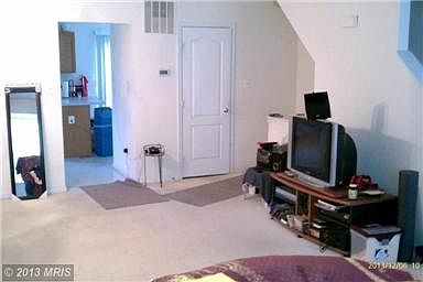 2nd image of 9940 Royal Commerce Pl