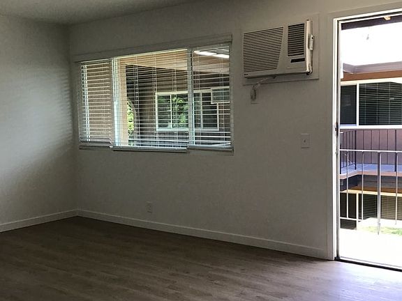4th image of 1166 B St #23