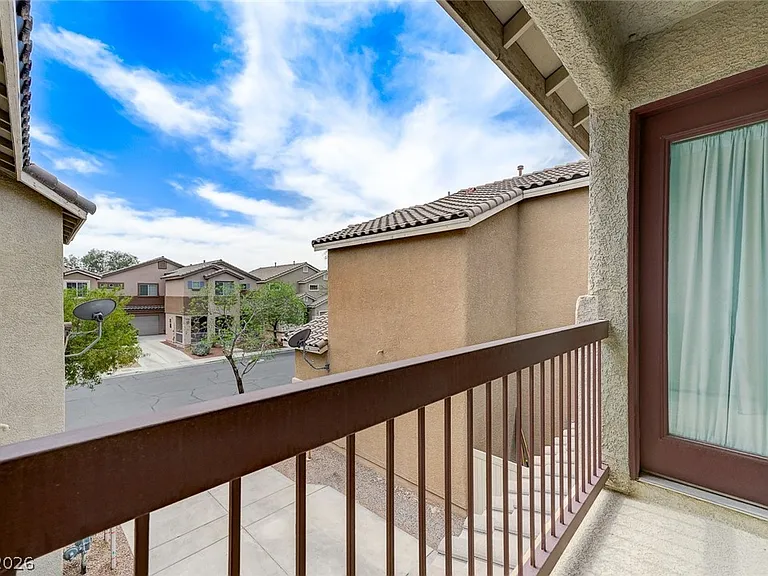 5048 Lower Falls Ct — Photo 42