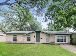 214 Independence Dr, Garland, TX