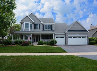 39W075 S Hyde Park, Geneva, IL 60134