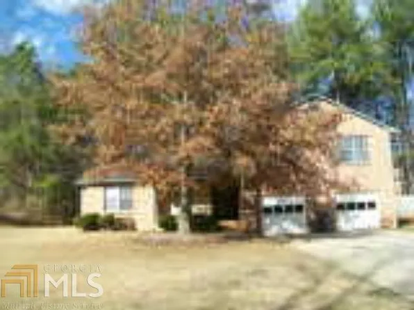 5906 Summerglen Ln, Atlanta, GA 30349