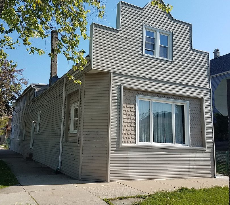 1st image of 5064 W 30th Pl